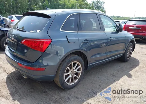 2010 Audi Q5 3.2 Premium из США, поврежденный, VIN WA1LKAFP9AA017080